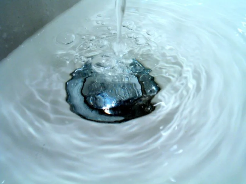 AGUAS GRISES
