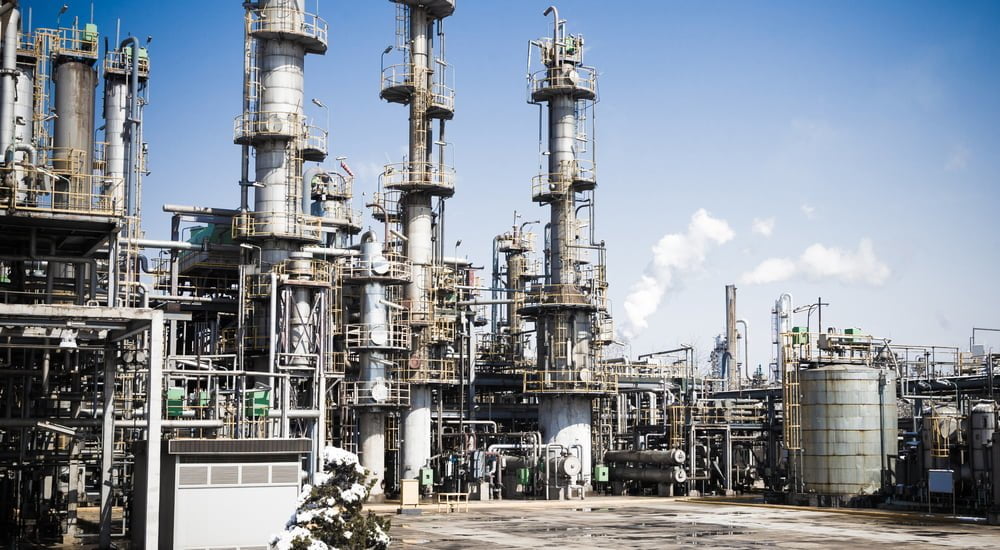 Los lodos industriales, como su nombre lo indica, se generan a partir de aguas residuales producidas en este tipo de ambientes.