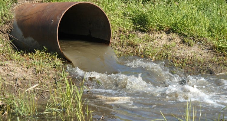 Las Aguas Residuales de origen urbano se producen a partir de residuos orgánicos, residuos domésticos y comerciales, arrastres de lluvia e infiltraciones.