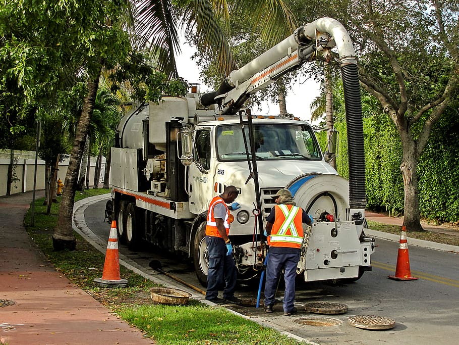 mantenimiento y revisión sistemas y redes de alcantarillado